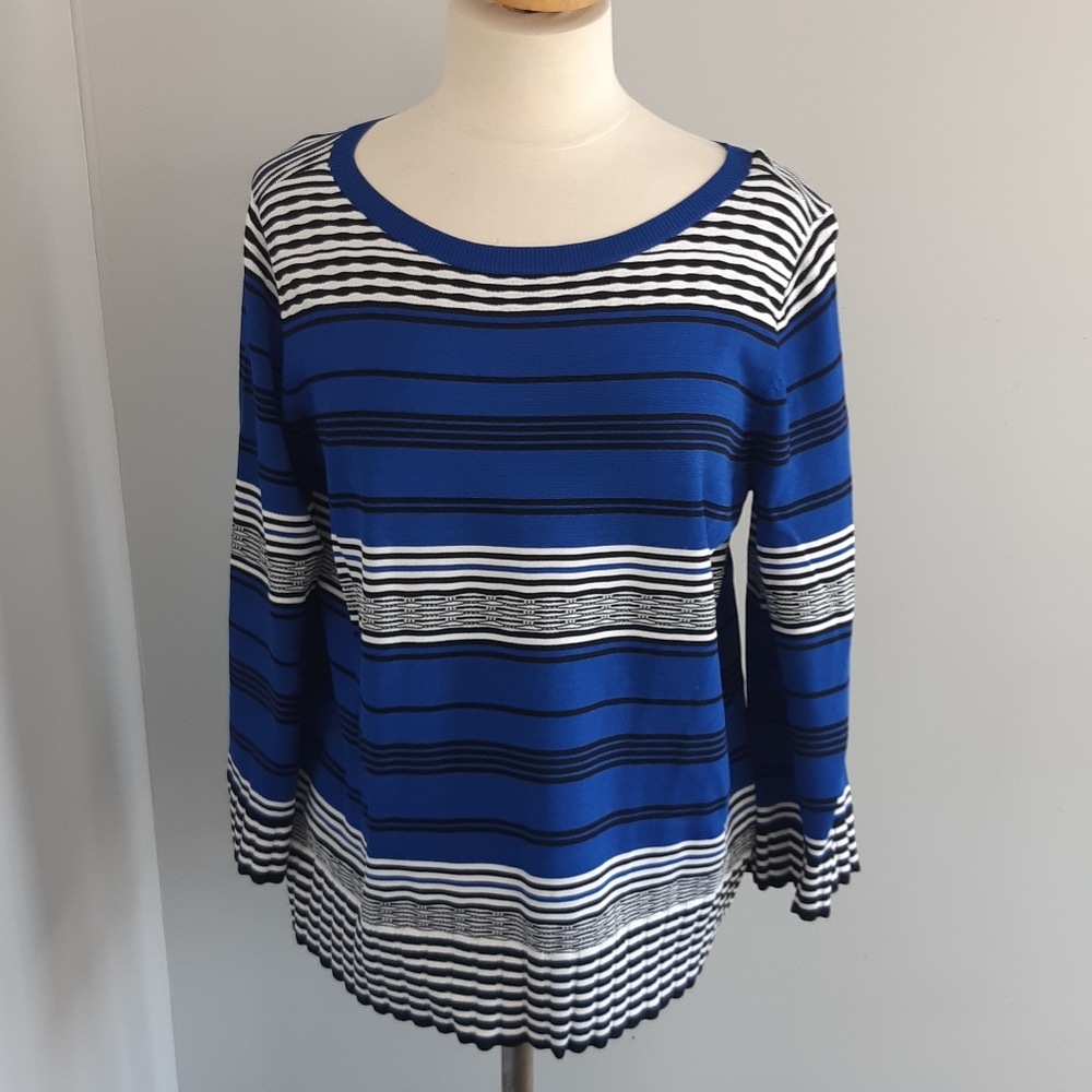 Willow & Thread Sweater Size XL